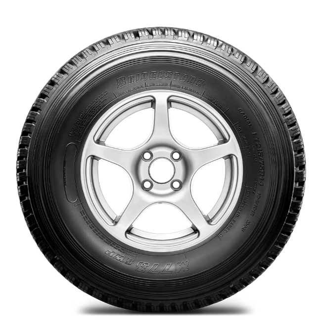 Paquete de 4 Llantas Bridgestone M773 215/75R14 104/101R 8PR